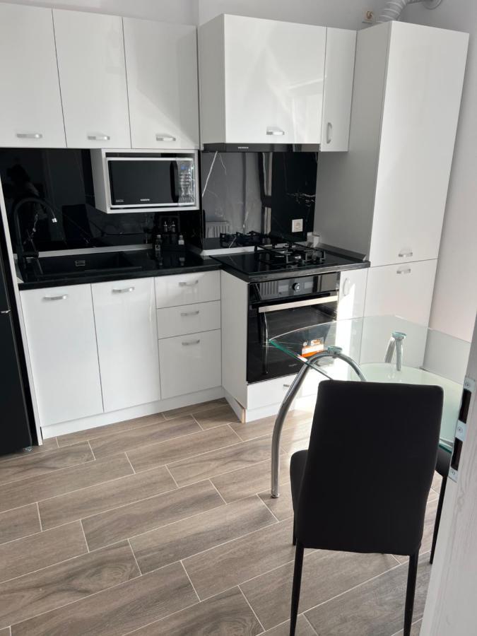 Sweety Relaxing Apartment No 135 Bucureşti Ngoại thất bức ảnh